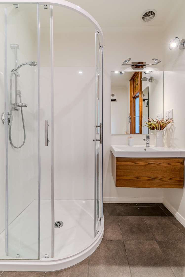 9 Picardy Street Maryhill_12