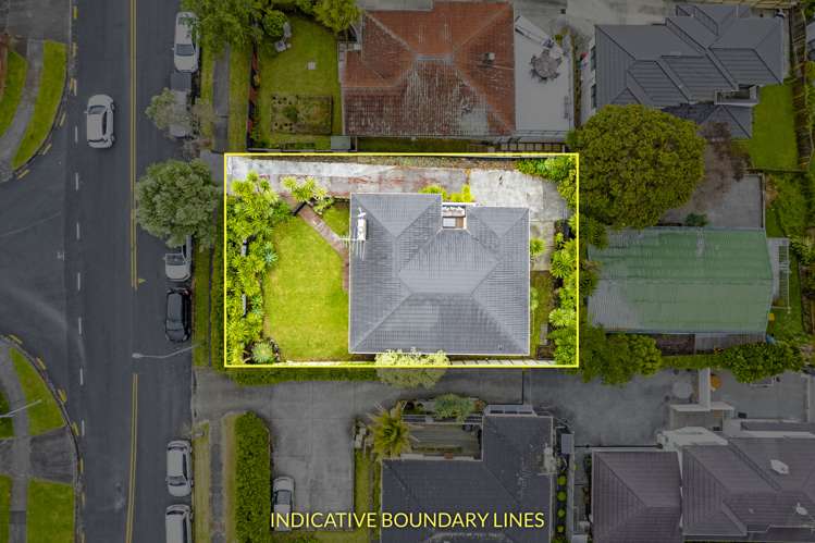 1/70 Bradbury Road Botany Downs_13