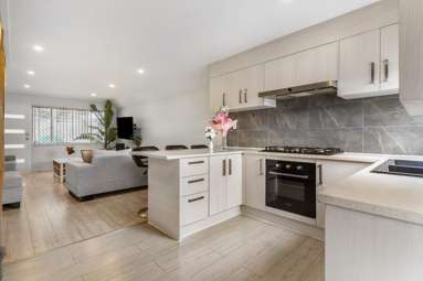 8/6 Patterson Street_1