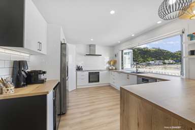 68 Owhiro Bay Parade_3