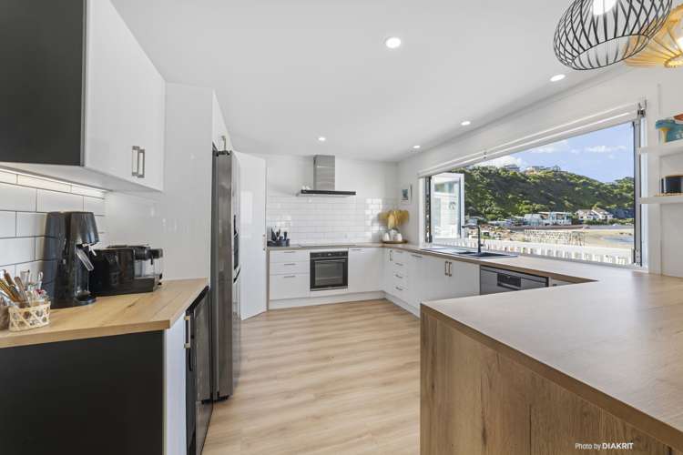 68 Owhiro Bay Parade Owhiro Bay_3