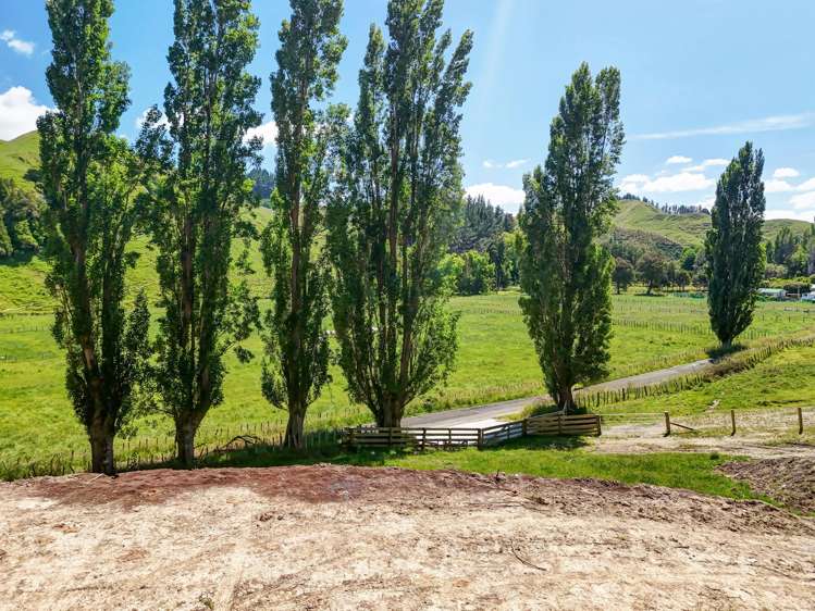 52 Longacre Road Okoia_10