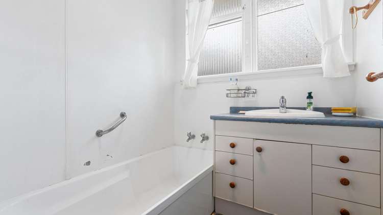 1 Raukawa Crescent Wairakei_8