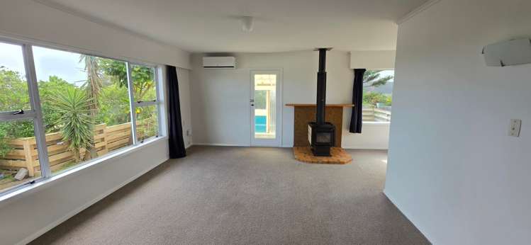  44 Manuka Street Ōtaki Beach_3