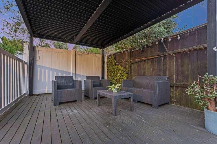20A Shetland Street Glen Eden_21