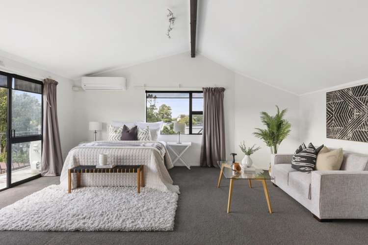 73 Gilbass Avenue Hamilton Lake_6