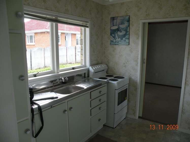 2/56 Dominion Street Takapuna_4