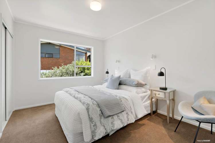 11 Nui Mana Place Te Atatu South_9