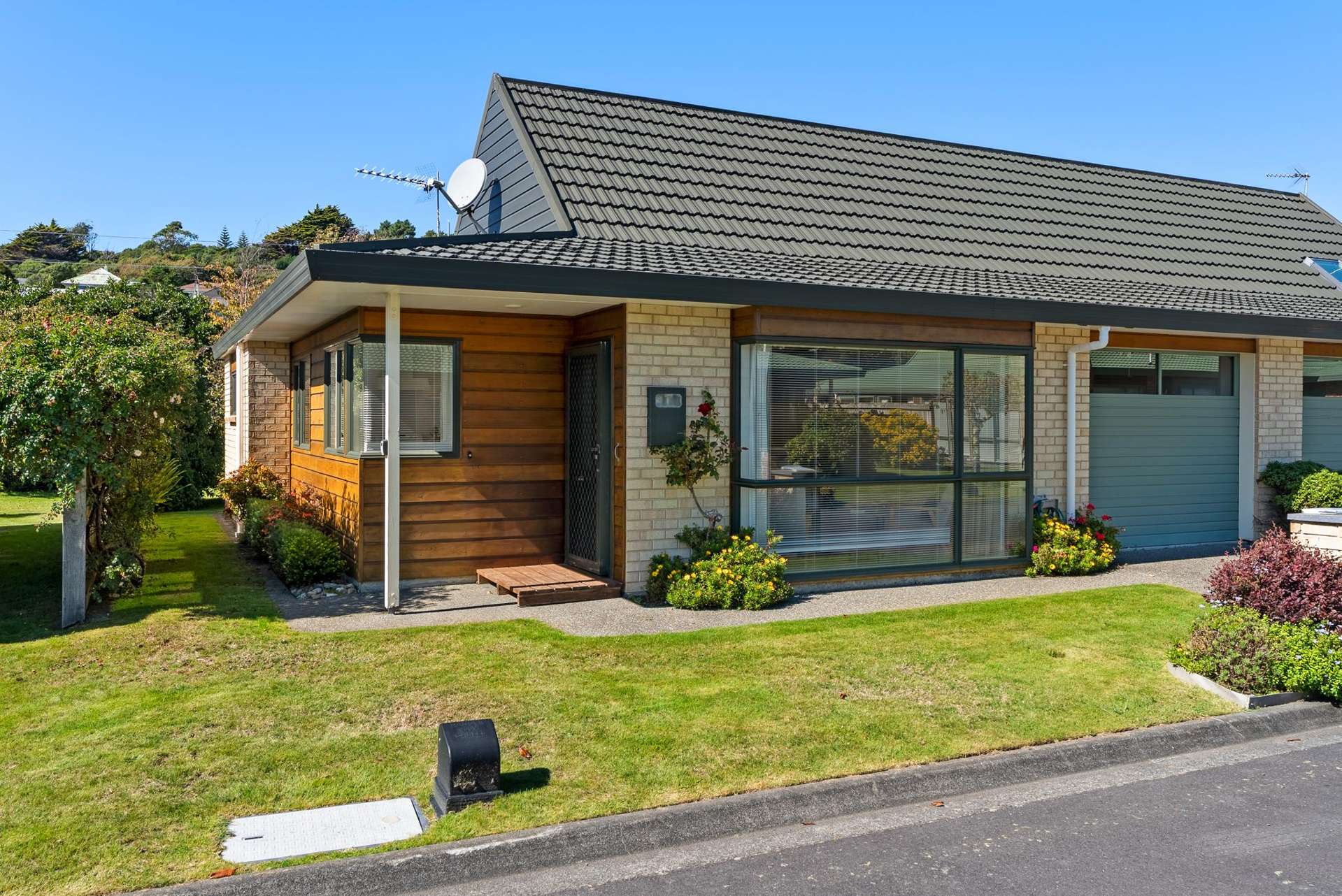 15/42 Main Road Tawa_0