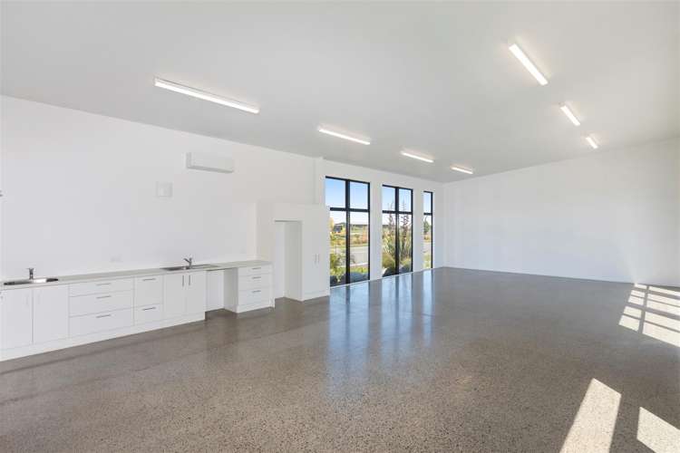 Unit 8, 141 Hoskyns Road Rolleston_5