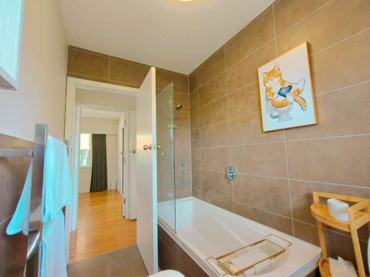 2/56A Killarney Street Takapuna_4