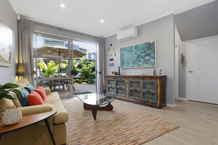 2 Station Street Hobsonville_5