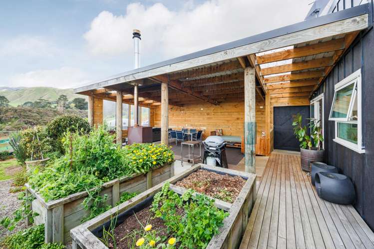 165 Albert Road Tokomaru_36