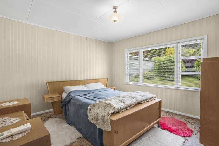 137 Hine Road Wainuiomata_13