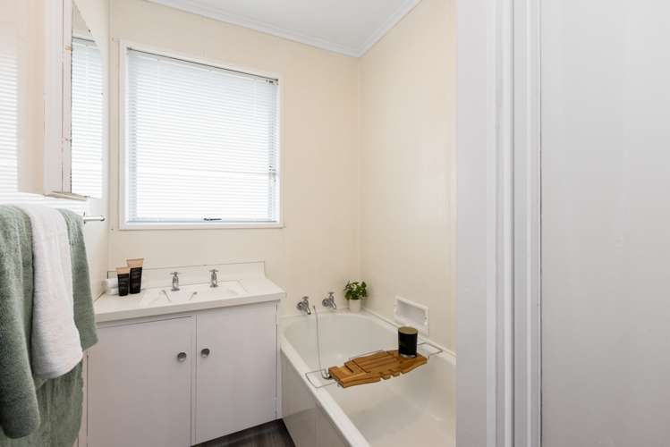 3/120 Nelson Crescent Napier South_6