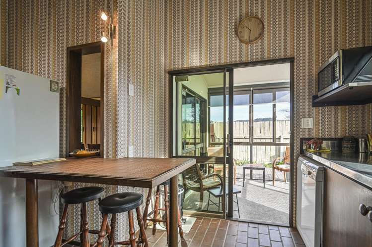 17 Donegal Crescent Tamatea_6