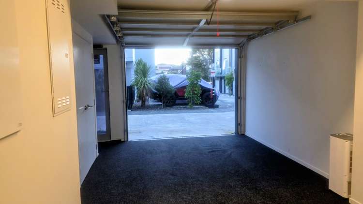 2/1 Matuhi Rise Henderson_8