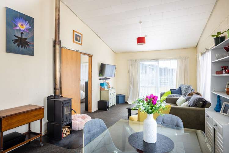 89c Leslie Street Waitara_5