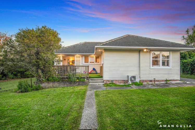 53 Glengarry Road Glen Eden_17