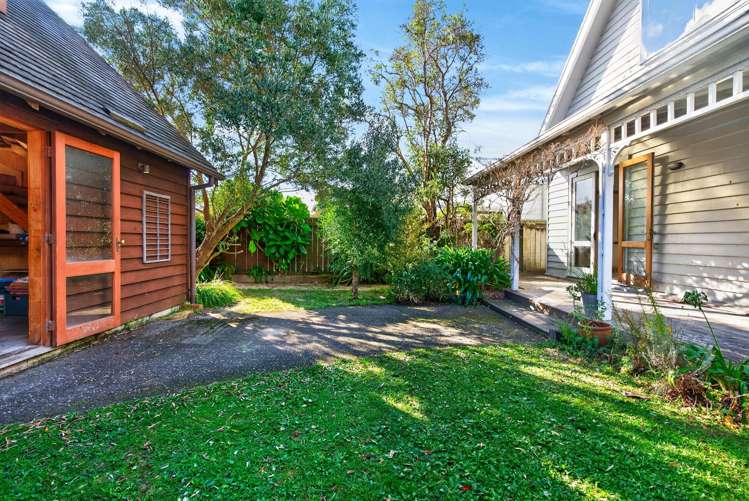 44 Oroua Street Eastbourne_25