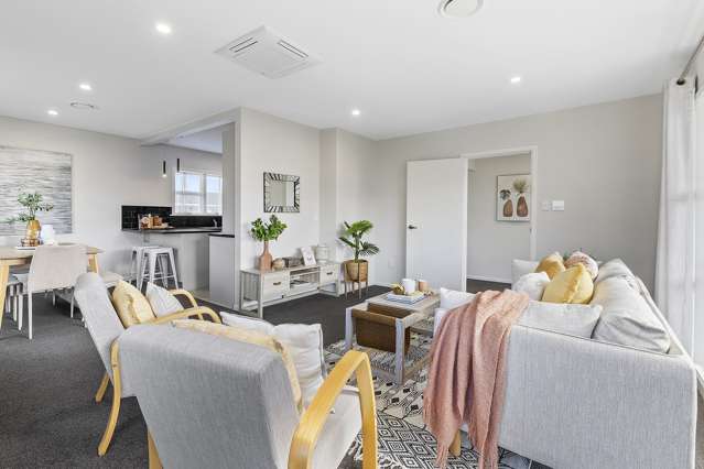 19 Oswald Crescent Paparangi_1