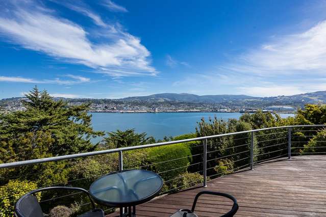 Vauxhall - Front-Row Harbour Living