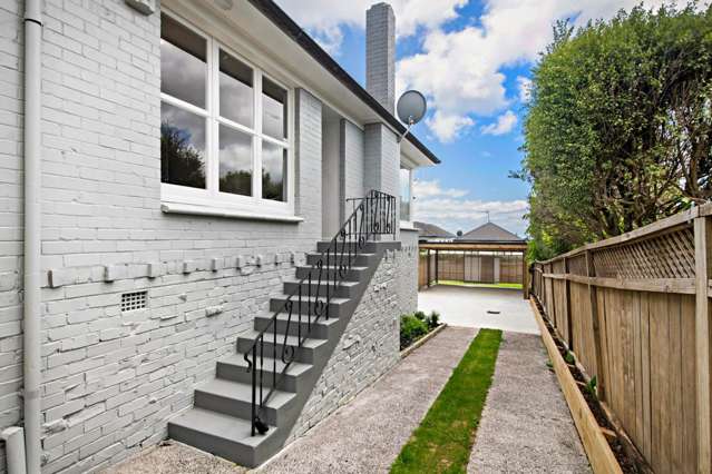 2/134 St Johns Road St Johns_3