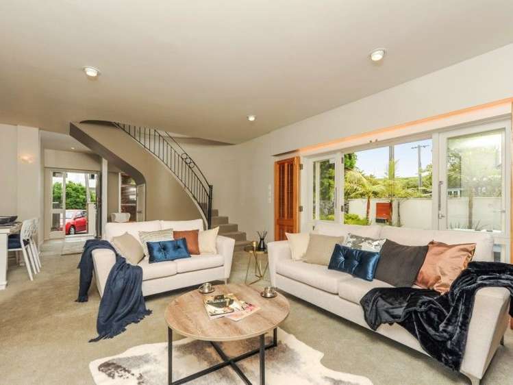 4/2 Atkin Avenue Mission Bay_9