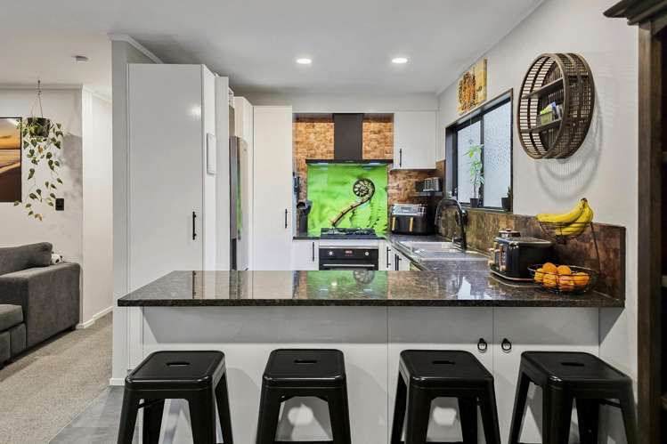 2/22 Merton Avenue Glenfield_1