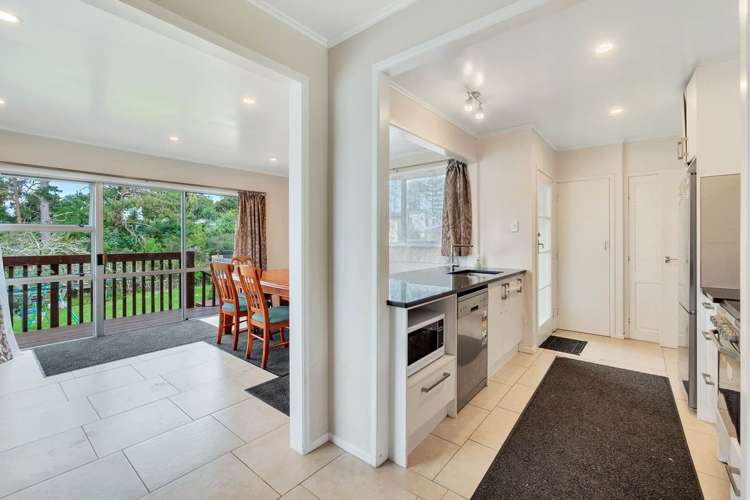 24 Finlow Drive Te Atatu South_7