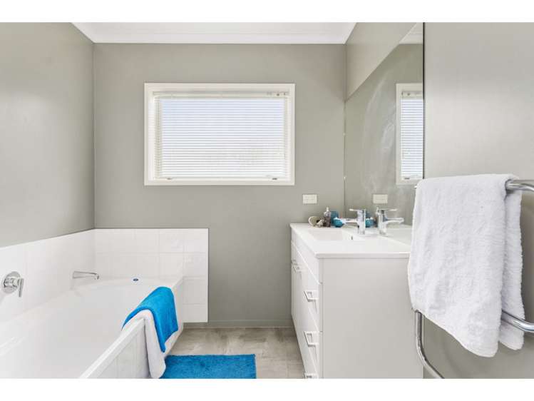 11/100 Millers Road Brookfield_12