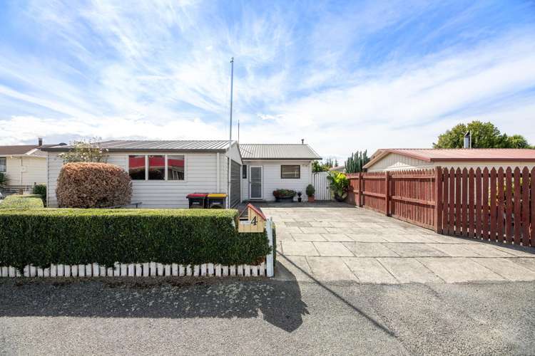 4 Walnut Lane Islington_17