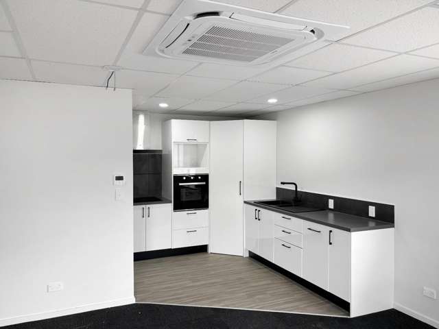CITY CENTRE - 3 BEDROOMS