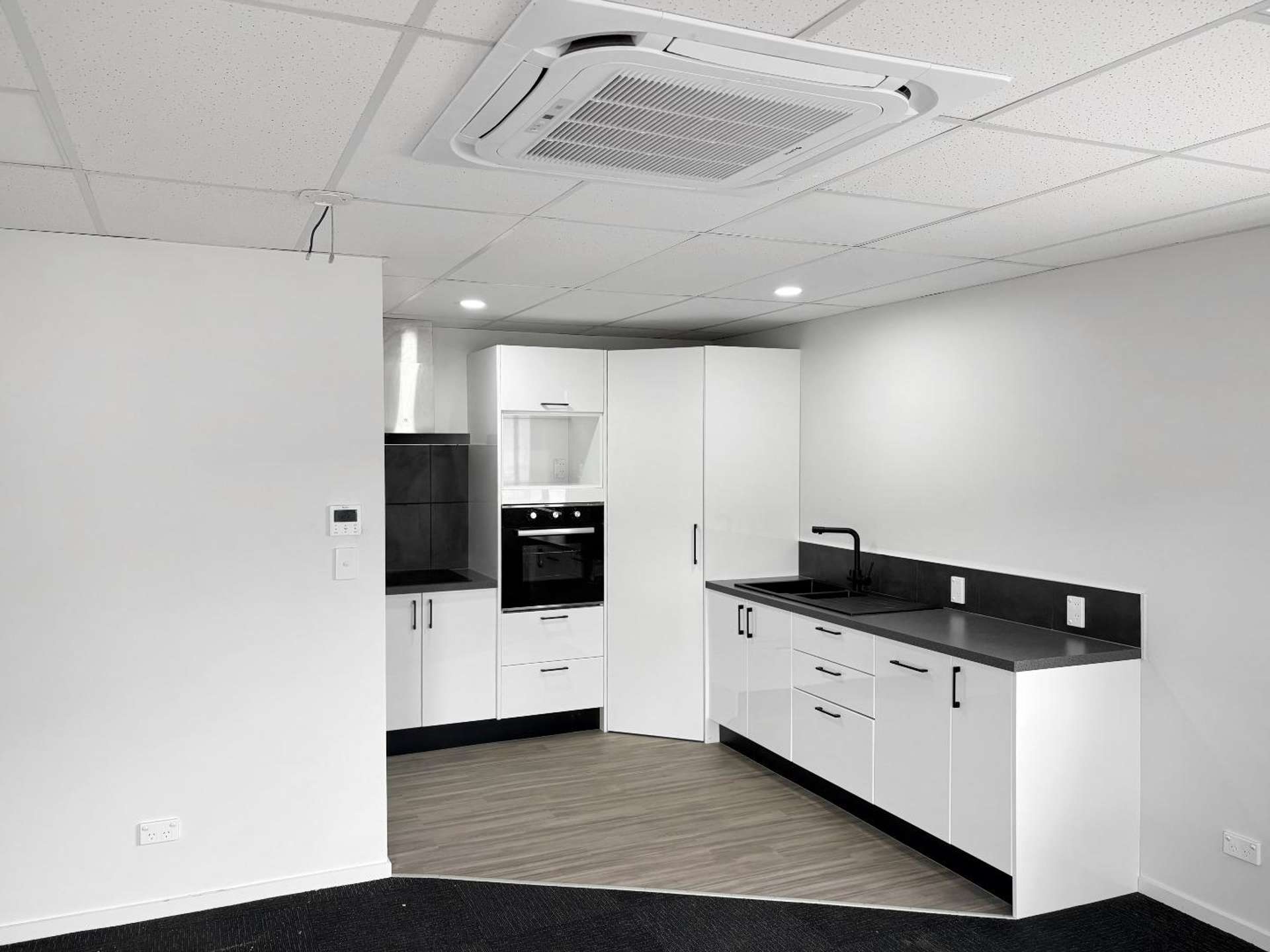 89A Cook Street 10930_0