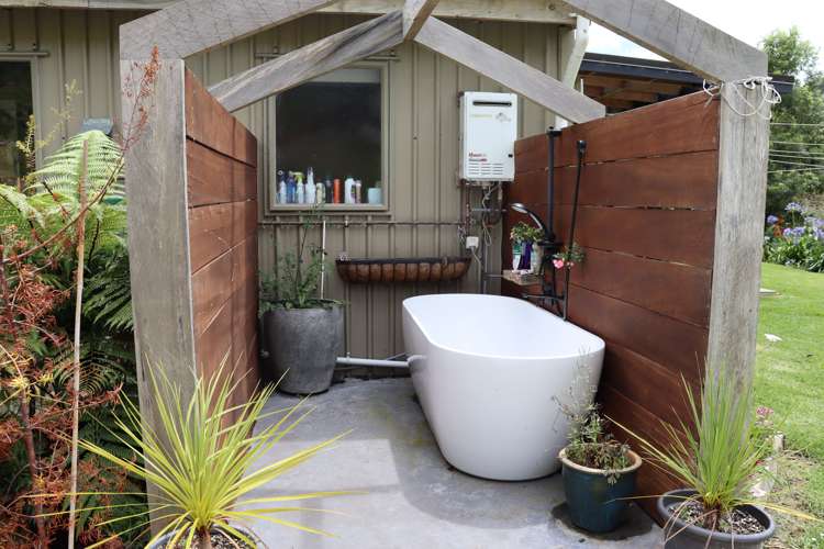 544 Mohakatino Road Mokau_28