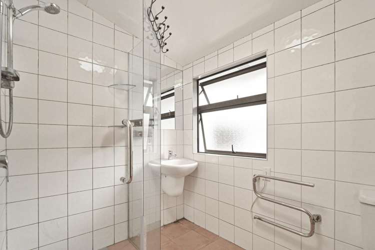 333 Glengarry Road Glengarry_18