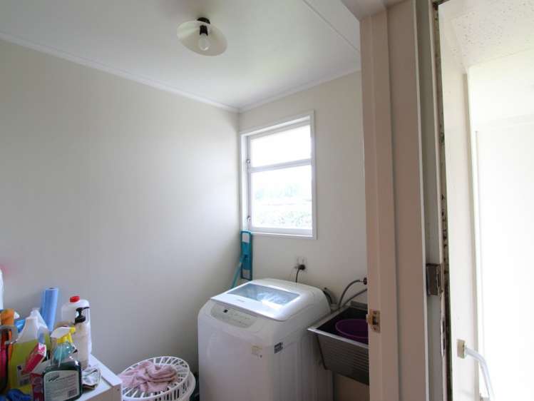 2 Maire Street Pahiatua_12