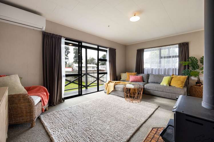 71a Kahikatea Drive Melville_3