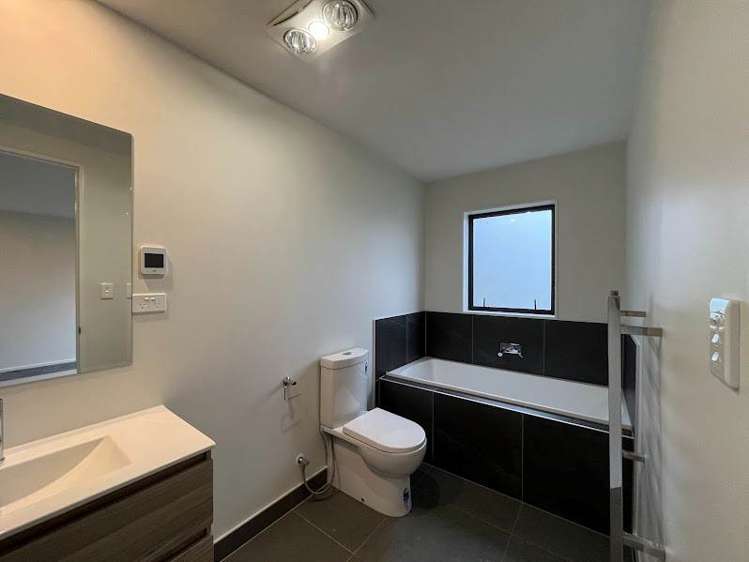 6 Te Rorea Lane Mount Roskill_10