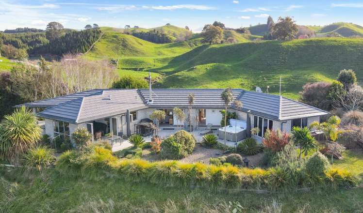 696A Poutakataka Road_0