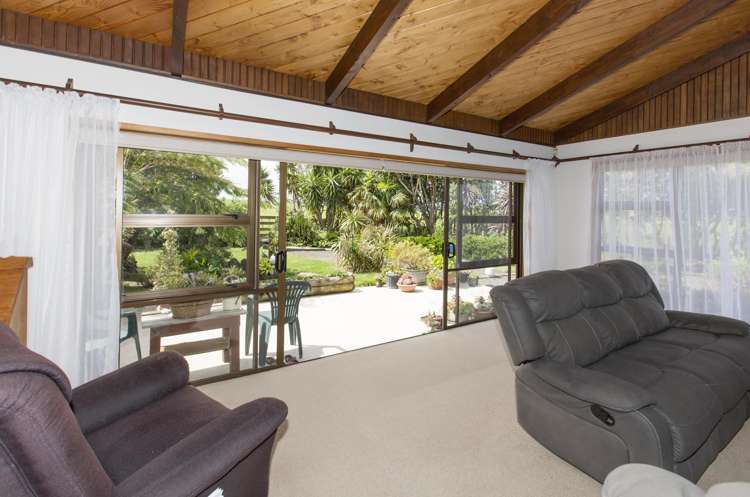 242 Baylys Coast Road_2