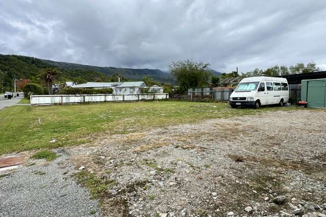 56 McGill Street Waimangaroa_4