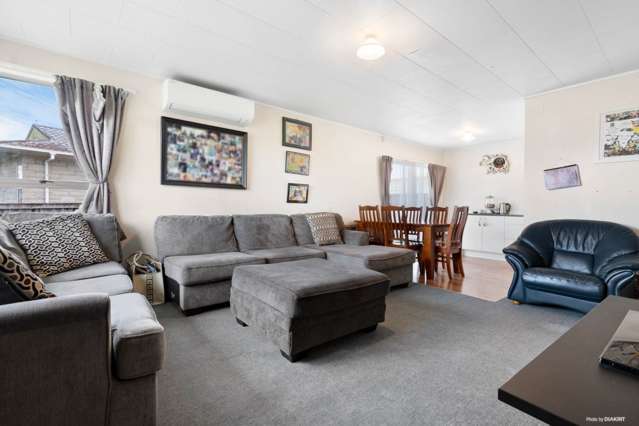 4 Aldo Place Clover Park_3