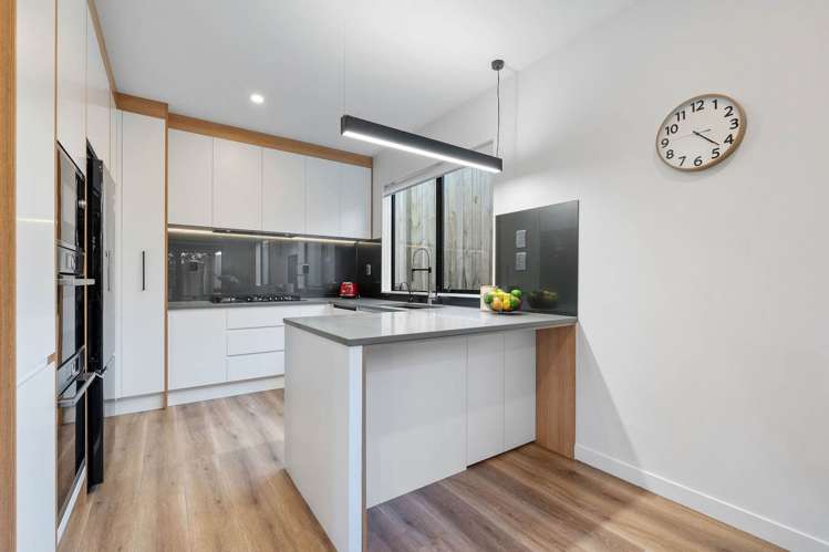 57E Hogans Road Glenfield_10