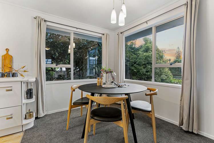 78 Eskdale Road Birkdale_10