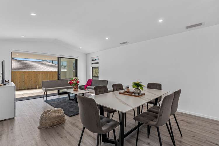 8 Sam Heywood Place Pyes Pa_15