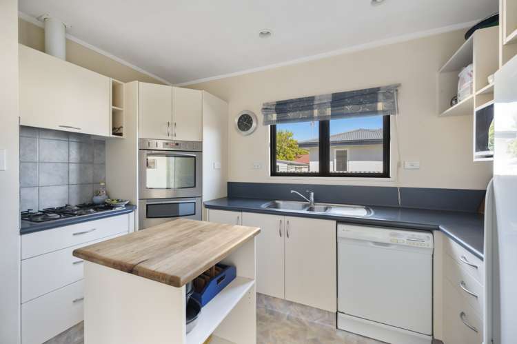 246 Kennedy Road Onekawa_6