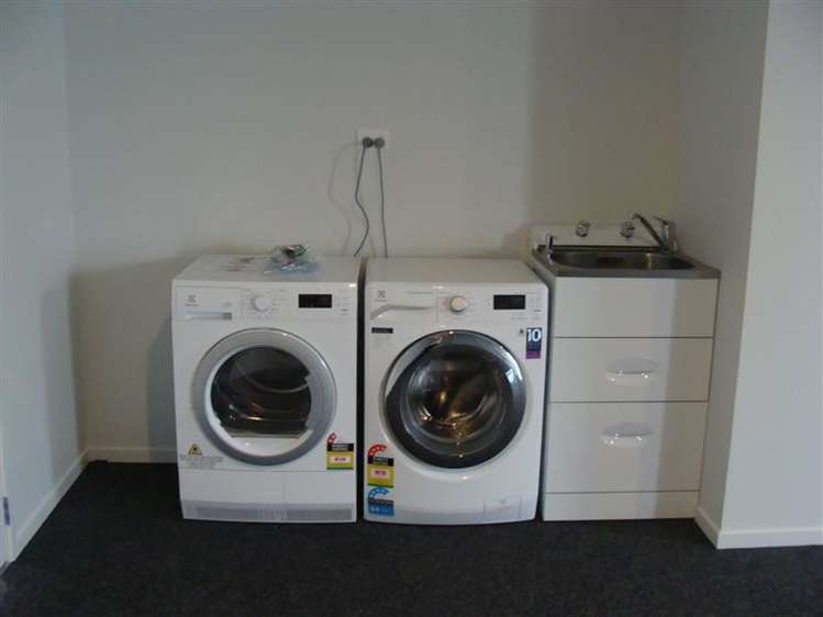 8 Blacklock Road Pyes Pa_15