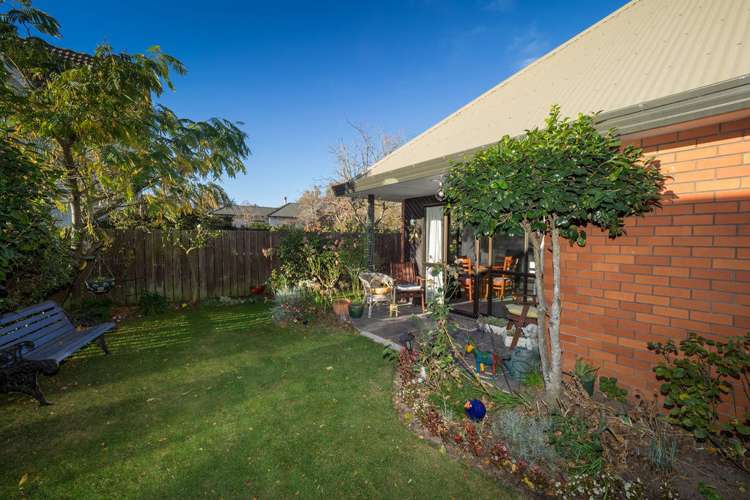 2/47 Oak Grove Ashburton_17