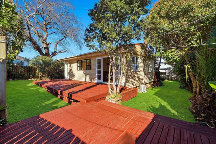 76A Gardner Avenue New Lynn_12